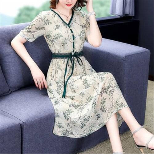 2020 new elegant Summer Mid-length V-neck fresh temperament printed Dress women waist slim Chiffon Dress B329
