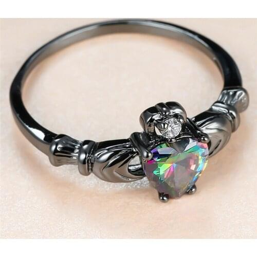 Luxury Female Rainbow Heart Crystal Ring Charm 14KT Black Gold Wedding Rings For Women Cute Bride Round Zircon Engagement Ring