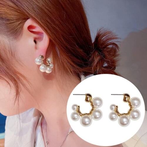 Faux Pearl Women Earrings Romantic Elegant Earrings All-matched Electroplating Wear Resistant Simple Elegant Stud Earrings Wed