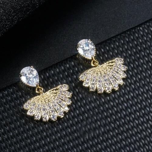 Fan Shaped Earrings Women Earrings Gold Inlaid Large Cubic Zirconia Sweet Romantic Birthday Gift for Girlfriend Design for Women