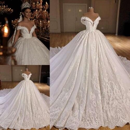 Vintage Bride Dresses Ball Gown Off The Shoulder Appliques Deep V-neck Floor Length With Chapel Train свадебное платье