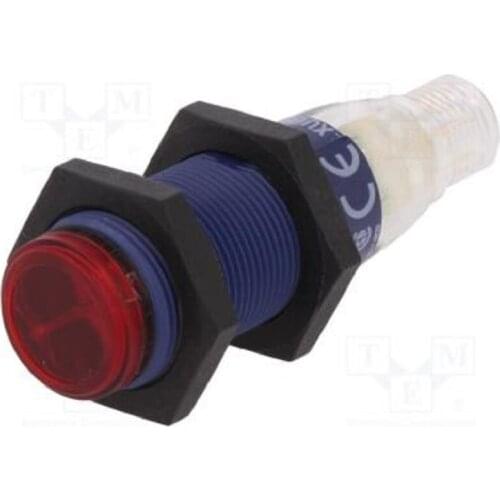 Schneider electric Photoelectric Sensor Design 18 ,plastic Three -wire DC ,solid- state output Polarised reflex system XUB9A