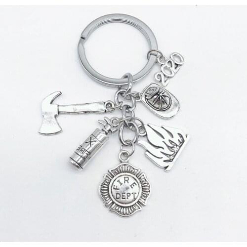 2020 Creative Design Helmet Fire Extinguisher Flame Keychain Super Hero Fireman High Quality Fire Tool Pendant Keychain Gift