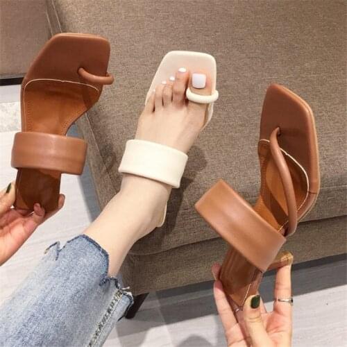 TNCHLL Women's Flip Flops