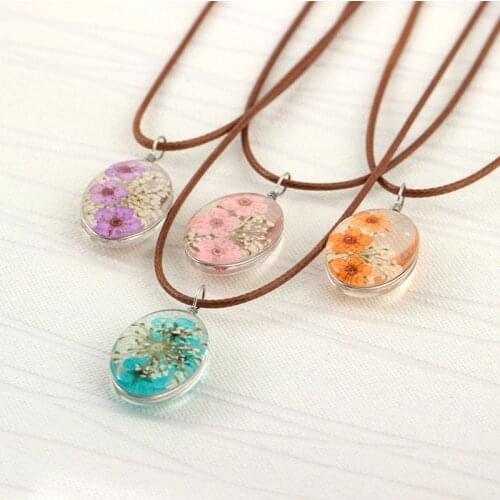 Lady Handmade Fashion Creative Dry Flower Clear Glass Pendant Necklace Personality Simple Oval Shape Pendant Charm Party Jewelry