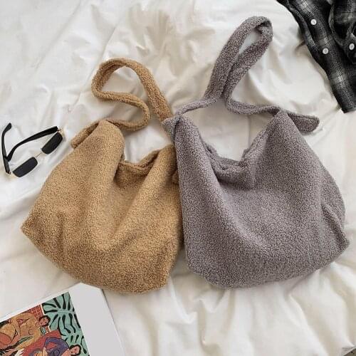 Winter New Fashion Shoulder Bag Soft Warm Fur Bag Crossbody Bag Female Bag Plush Handbag Totes Messenger Bag Women 2021 Trend