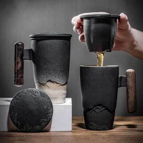 Ceramic Mug Luxury Retro Filter Tea Cup Large Capacity Office Black Pottery Water Cup with Cover and Wooden Handle Gift Box