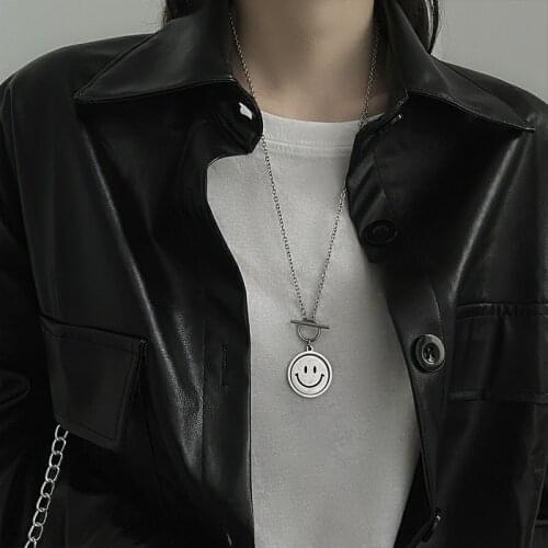 Korean Fashion Punk Smiling Face Pendent Necklace Hip hop Long Chain Necklace Silver Color Neck Chain for Men Women Jewelry Gift
