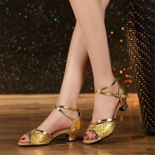 Womens high-heeled shoes Womens low-heeled silver low-heeled shoes wedding party sandals for women
