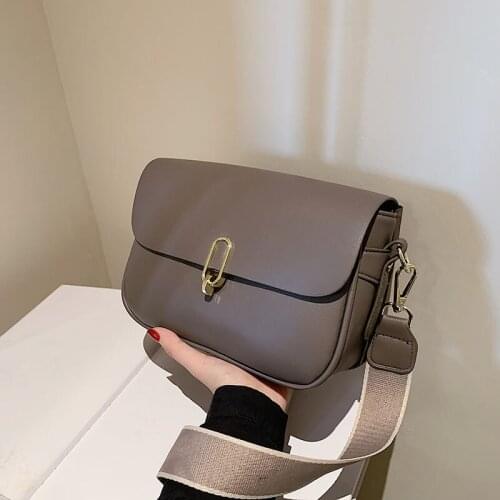 High-quality Leather Popular Simple Casual Shoulder Bag 2021 Autumn New Fashion Lady Messenger Western Style Tofu Bag Female Bag