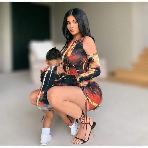 YT 2021 Ins Kyliejenner Inspired Multi Tie Dye Ruched Shirred Mini Dress Limited Party with Gloves