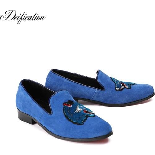 Deification Luxury Blue Wolf Embroidery Casual Loafers Pig Suede Casual Men Flats Formal Slip On Man Party Shoes Plus Size 38-46