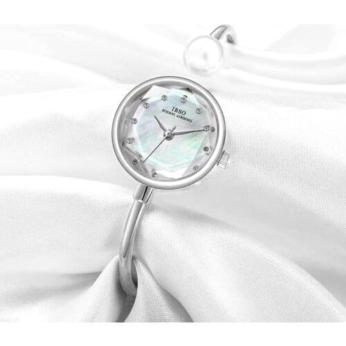 Women Bracelet Watch Quartz Movement Ladies Watches New Design Dial Clock Female Luxury Jewelry Pearl WristWatch For Women Gift