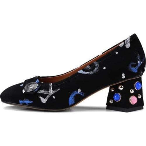 2020 New Fashion Floral Printed Shoes Women Luxury Genuine Leather Beading Heels Retro Slip On Loafers Party Casual Ladies Pumps