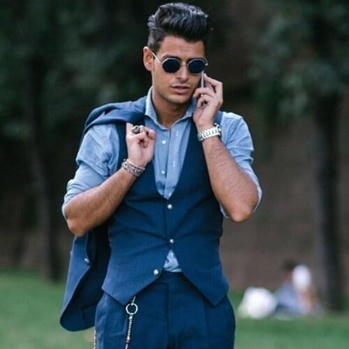 Mens waistcoat thin section European and American stars the same style autumn new product short single row black solid color sl