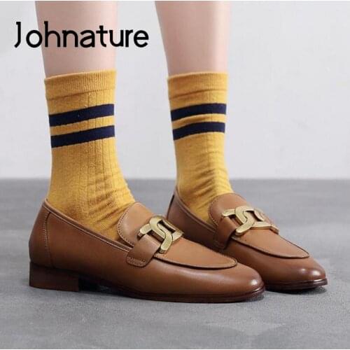 Johnature Retro Pumps Women Shoes 2021 New Genuine Leather Spring/Autumn Handmade Round Toe Leisure Shallow Concise Ladies Shoes