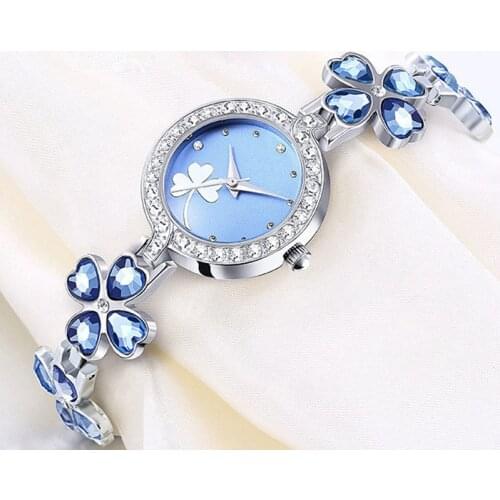 1PCs Four-leaf Clover Luxury Womens Fashion Quartz Watch Rhinestone Bracelet Watch Bracelet Ladies Gifts Dress Wristwatches