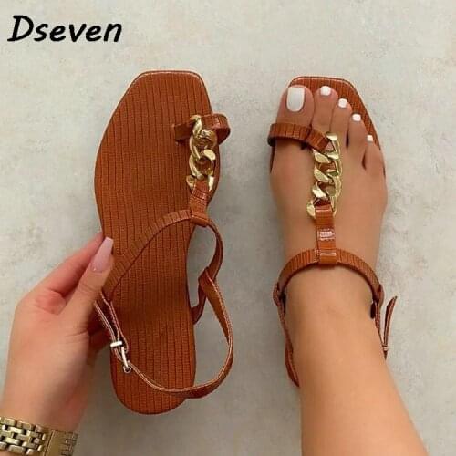 Womens Flat Sandals 2021 New Chain Creative Set Big Toe Open Toe Sandal Web Celebrity Hot Style Comfortable Ladies Sandals