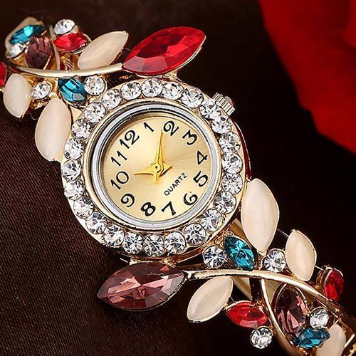 Womens Leaves Round Dial Rhinestone Inlaid Bracelet Quartz Dress Wrist Watch Bracelet fashion casual