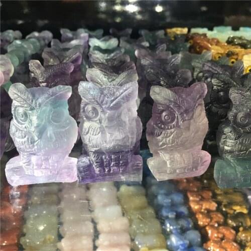 Cute natural stones and minerals colorful fluorite hand carving owl figurine as gifts for home decoration wholesale