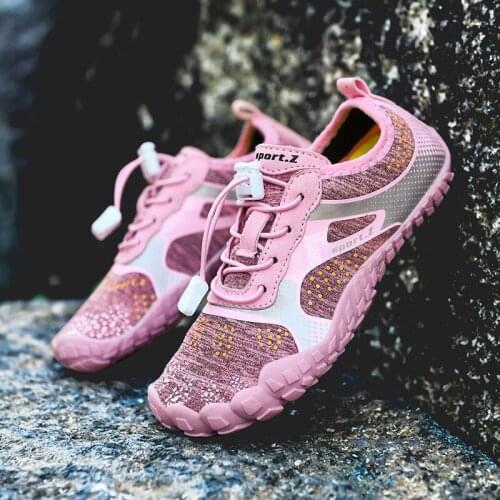 2021 new summer slippers childrens beach shoes non-slip breathable childrens five-finger swimming shoes upstream shoes