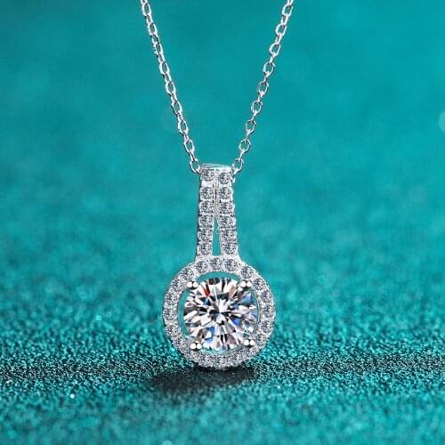 BOEYCJR 925 Silver 0.5ct/1ct/2ct F color Moissanite Round VVS Elegant Wedding Pendant Necklace for Women Anniversary Gift
