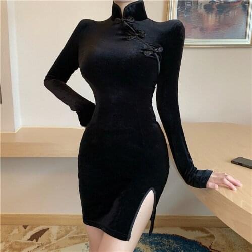 Retro improved cheongsam dress autumn and winter new long sleeve button stitching stand collar gold velvet short skirt