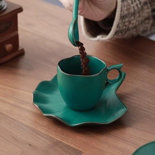 Nordic ceramic mugs coffee cup and saucer set European style light luxury home afternoon tea cup gift spoon breakfast milk cup