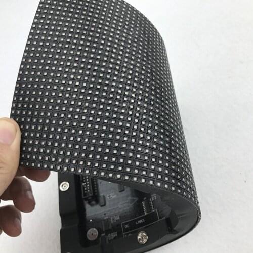 P4 indoor(3 in 1) LED soft flexible display unit 64*32 pixels;256mm*128mm size;Scan Mode:1/16 Scan