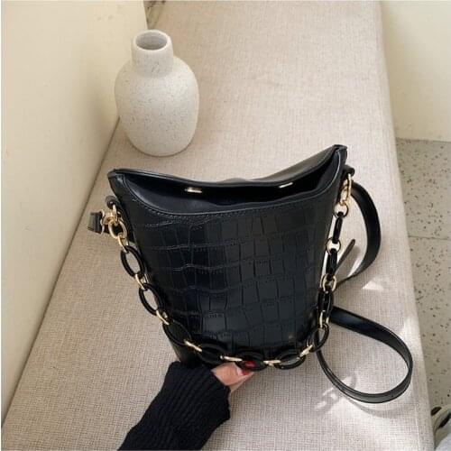 High Quality Western Style Chain Bag 2021 New Trendy Fashion Net Red Female Bag Simple Shoulder Messenger Bag Wild Bucket Bag