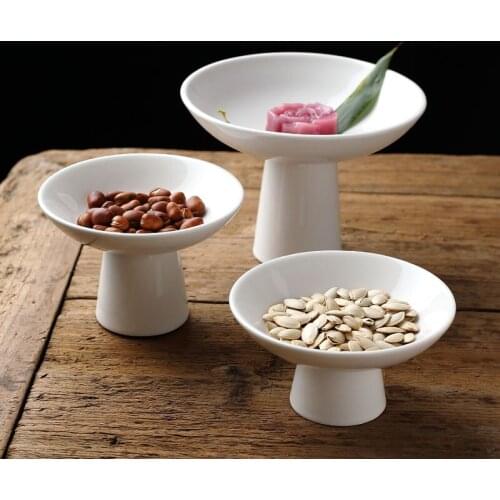 Japanese-style High-footed Plate Dim Sum Refreshment Plate Ceramic High-footed Dried Fruit Fruit Snack Retro Nut Pastry Tray