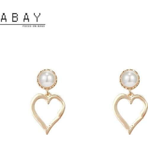 2020 New Hot Sale Retro Pearl Love Earrings Women Versatile Super Fairy Temperament Small Exquisite High Quality Ear Pendant