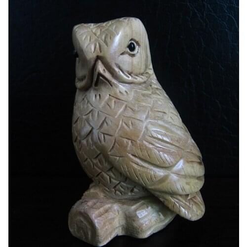 Q4111 - 2 " Hand carved Japanese Boxwood Netsuke Carving Figurine- Smart Pretty Owl
