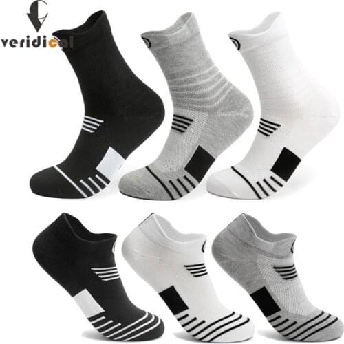 Spring Autumn Mens Sport Socks Breathable Cotton Cycling Basketball Football Soccer Running Trekking Travel Socks EU39-44