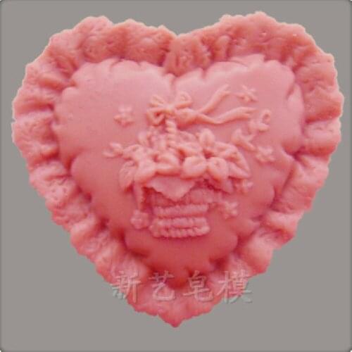 Heart Design Flower Silicone Soap Mold Handmade Silicone Mold for Soap Candle Wax Gypsum Resin Decorating Crafts