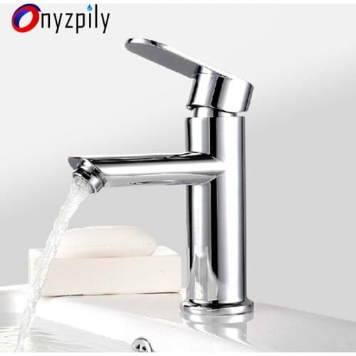 Bathroom Basin Faucet Chrome Sink Faucet Mixer Tap Single Hole Deck Mounted Hot and Cold Water Mix Faucets torneira banheiro