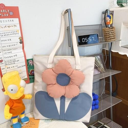 New Fashion 3D Flower Shape Women Large Capacity Underarm Shoulder Bag Casual Nylon Tote Ladies Daily Shoulder Shopping Handbags