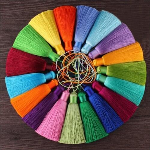 Wholesale 8cm Short Fat Multicolor Tassel Silk Fringe Sewing Bang Tassel Decorative Key Tassels DIY Jewelry Making Findings