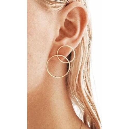 Simple Gold Color Circle Round Stud Earrings for Women Eight Earrings Oorbellen boucle brincos pendientes orecchini Jewelry