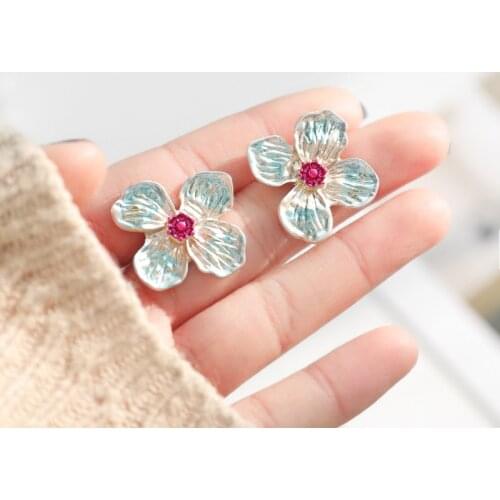 2020 Korean Style Cute Flower clip on Earrings for Women Kids Girls Gifts Fashion No Ear Hole Clips Boucles D'oreilles Aretes