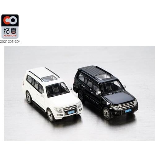 XCarToys 1:64 Mitsubishi Pajero Diecast Model Car