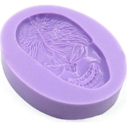 1PCS Food Grade Cartoon Hulk Pattern Silicone Fondant Cake Decoration Mold Handmade Soap Moulds