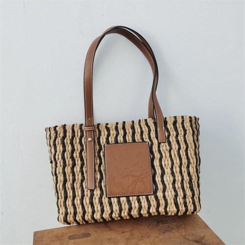 Natural Chic Straw Bag Hand Woven PU Leather Handle Handbags Retro Summer Beach Bag Beach Bags