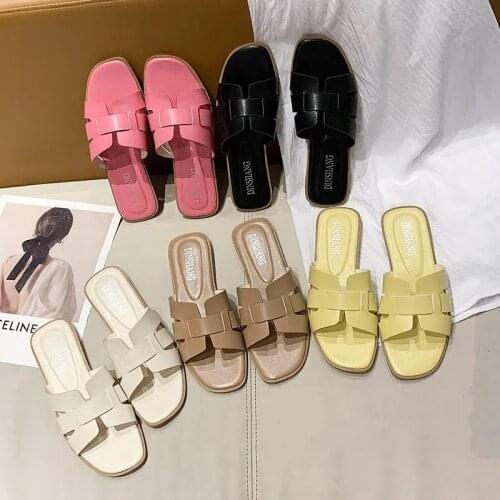 Famous designer brand slippers womens summer wear pop candy color sandals 2021 new soft bottom leisure beach sandals