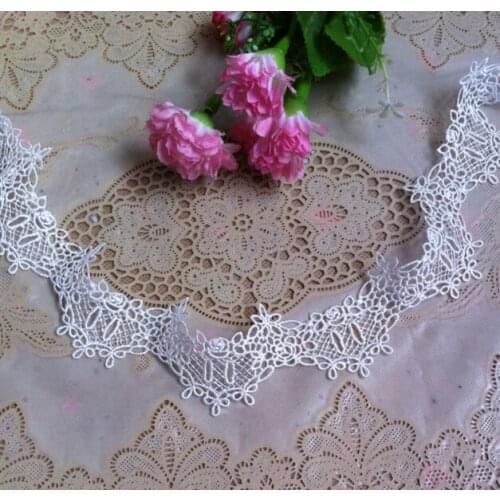 5 Meters 42mm White Fabric Beautiful Flower Venise Lace Trim Sewing Craft