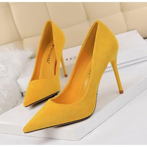 Plus Size Women Autumn Flock 9 CM Thin High Heels Pumps Shoes Ladies Sexy Simple Pointed-Toe Shallow Slip-On Party Pumps Shoes