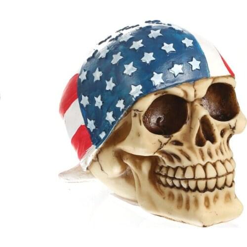 Moquerry American flag Resin Statues Sculpture Decorative Human Skull Replica patriotic Creative Human Head Model Halloween