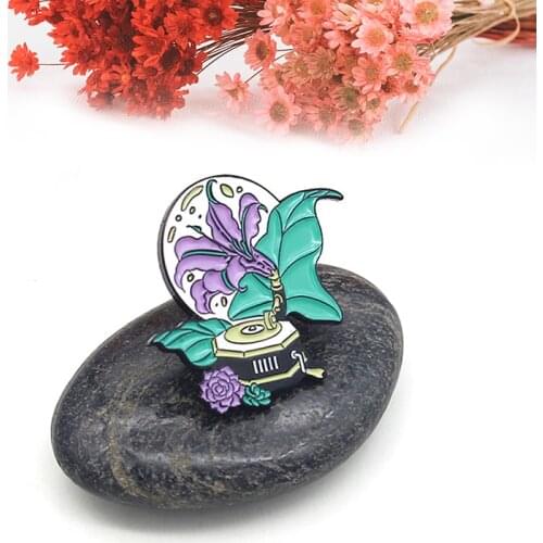 Magic Music Box Enamel Brooch Creative morning glory phonograph Lapel Pin Ball Flower leaf brooches Denim Bag Punk badge gift