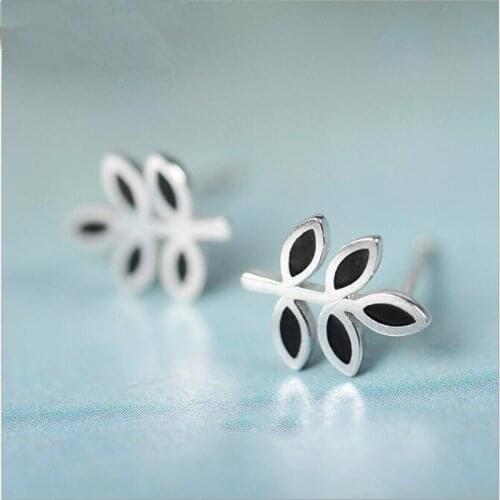 925 Sterling Silver Jewelry New Fashion Creative Exquisite Leaves Temperament Anti-allergic Popular Female Earrings SE162
