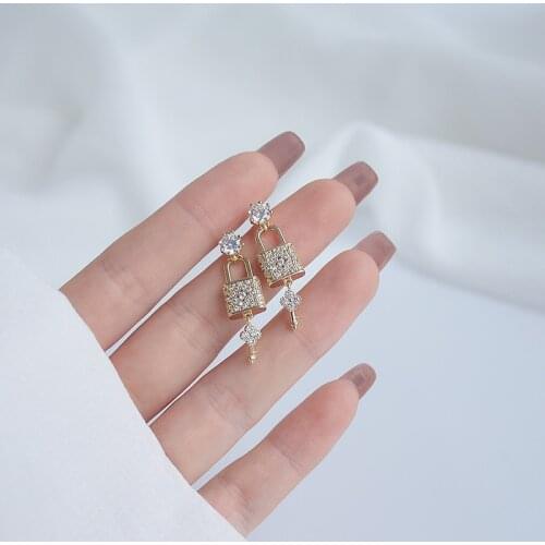 14k Real Gold Palted Jewelry New Design Micro-inlaid Zircon Exquisite Lock Key Earrings for Woman Holiday Party Luxury Earring
